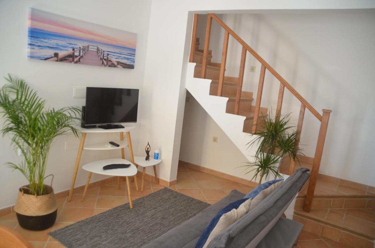 Casa Flora T1 - Do Bispo Holiday home *